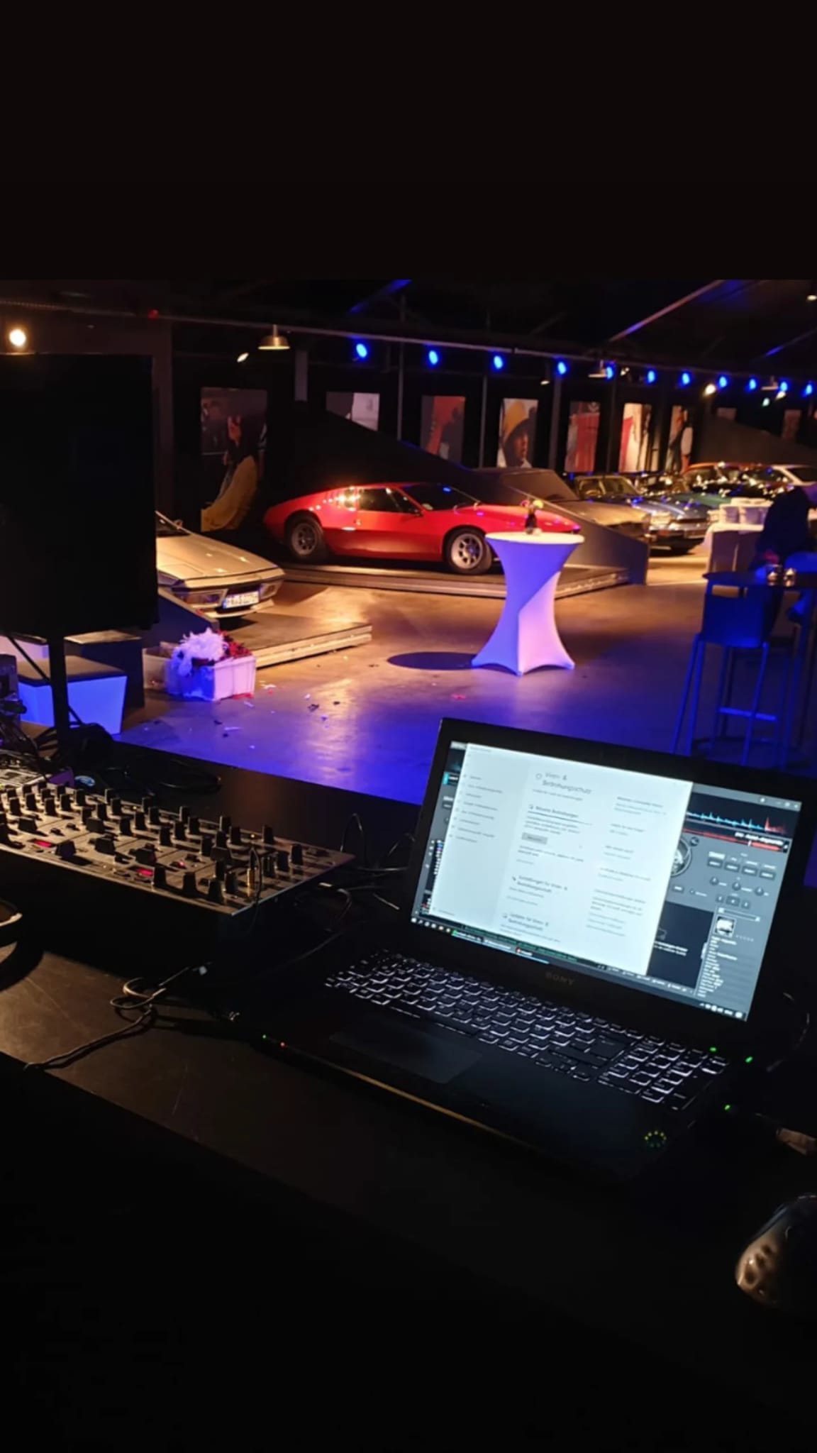 DJ-Setup Firmenevent Automobilausstellung Freiburg – Karaokefreunde Süddeutschland